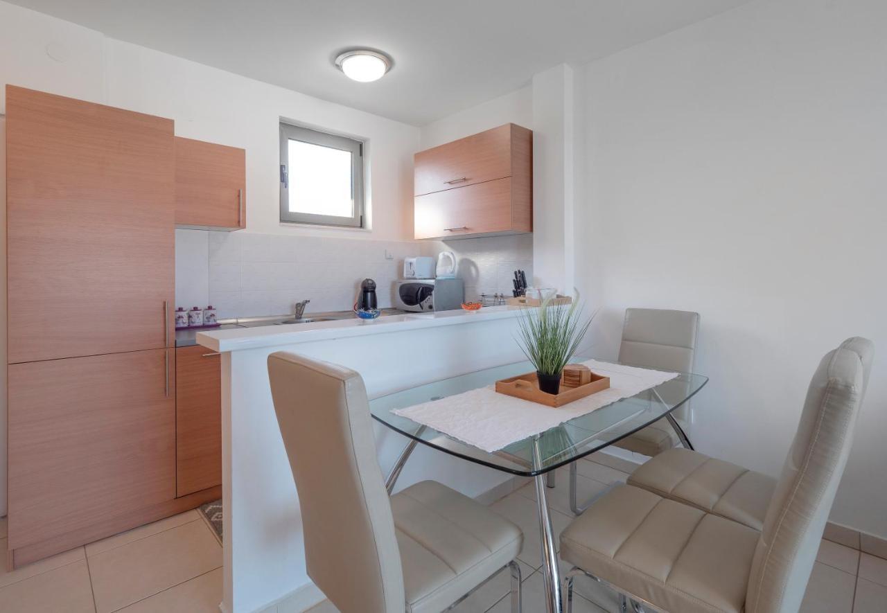 Sea View Two Bedroom Family Apartment With Pool - Sunset Ivanovici Bečići Exterior foto